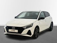 Usado Hyundai i20 100 CV (73 kW) 2022 Blanco Berlina