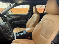 Usado Volvo XC40 Inscription 150 CV (110 kW) 2018 Gris / plata SUV