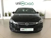 Usado Opel Astra Dynamic 125 CV (91 kW) 2017 Negro Utilitario