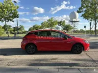 Usado Opel Astra 125 CV (91 kW) 2019 Rojo Berlina