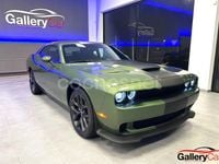 Usado Dodge Challenger SXT 303 CV (222 kW) 2022 Verde Coupe