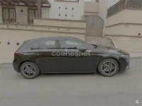 Usado Mercedes A200 163 CV (119 kW) 2024 Negro Berlina