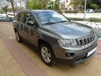Usado Jeep Compass Limited 163 CV (119 kW) 2013 Gris SUV