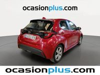 Usado Toyota Yaris Hybrid Active 116 CV (85 kW) 2024 Rojo Berlina
