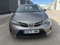 Usado Toyota Auris Business Edition 90 CV (66 kW) 2014 Marrón Berlina