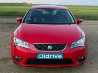 Usado Seat Leon ST Reference 110 CV (80 kW) 2013 Rojo Familiar