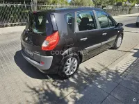 Usado Renault Scénic II Dynamique 130 CV (95 kW) 2007 Negro Monovolumen