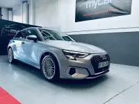Usado Audi A3 Advanced Plus 116 CV (85 kW) 2022 Gris / plata Berlina