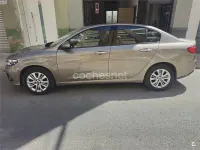 Usado Fiat Tipo Easy 95 CV (69 kW) 2018 Beige Berlina