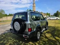 Usado Toyota Land Cruiser 163 CV (119 kW) 2001 Gris / plata SUV