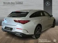 Usado Mercedes CLA250e Shooting Brake AMG line 218 CV (160 kW) 2025 Gris / plata Familiar