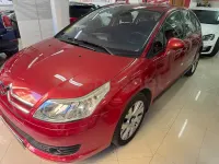 Usado Citroën C4 92 CV (67 kW) 2006 Rojo Berlina