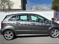 Usado Mercedes B180 109 CV (80 kW) 2009 Gris / plata Monovolumen