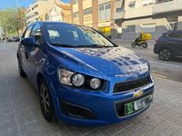 Usado Chevrolet Aveo LT 100 CV (73 kW) 2013 Azul Berlina