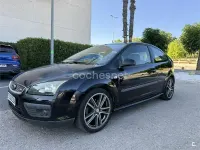 Usado Ford Focus Titanium 136 CV (100 kW) 2006 Negro Berlina