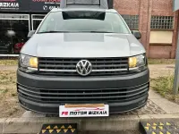 Usado VW Multivan 102 CV (75 kW) 2018 Gris / plata Monovolumen
