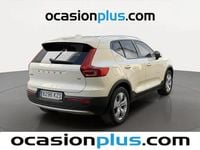 Usado Volvo XC40 Momentum 190 CV (139 kW) 2019 Blanco SUV