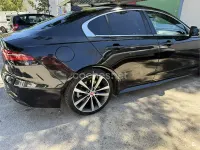 Usado Jaguar XE R-Dynamic 250 CV (183 kW) 2020 Negro Berlina