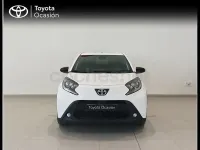 Usado Toyota Aygo X Play 72 CV (52 kW) 2024 Blanco SUV