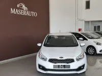 Usado Kia Ceed 100 CV (73 kW) 2018 Blanco Utilitario
