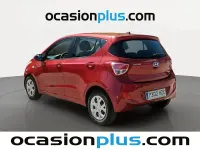 Usado Hyundai i10 67 CV (49 kW) 2014 Rojo Utilitario