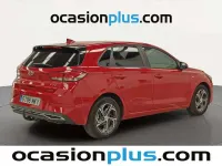 Usado Hyundai i30 120 CV (88 kW) 2023 Rojo Utilitario