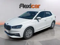 Usado Skoda Fabia Ambition 95 CV (69 kW) 2023 Blanco Utilitario