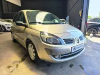 Usado Renault Scénic Dynamique 105 CV (77 kW) 2009 Beige Monovolumen