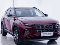Usado Hyundai Tucson 150 CV (110 kW) 2023 Sunset red/phantom black SUV