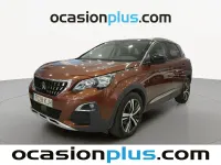 Usado Peugeot 3008 Allure 131 CV (96 kW) 2018 Marrón SUV