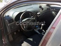 Usado Toyota Avensis Executive 150 CV (110 kW) 2008 Granate Familiar