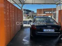 Usado Audi A6 130 CV (95 kW) 2002 Azul Berlina