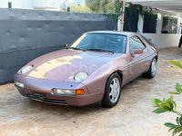 Usado Porsche 928 330 CV (242 kW) 1986 Violeta / lila Coupe