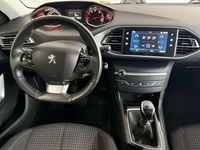 Usado Peugeot 308 129 CV (94 kW) 2021 Blanco Berlina
