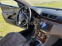 Usado VW Passat Sportline 140 CV (102 kW) 2006 Gris / plata Berlina