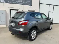 Usado Nissan Qashqai Acenta 110 CV (80 kW) 2011 Gris SUV