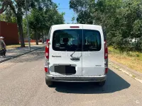 Usado Renault Kangoo 70 CV (51 kW) 2011 Blanco Monovolumen