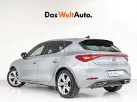 Usado Seat Leon FR 130 CV (95 kW) 2023 Gris plata Berlina