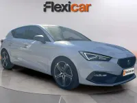 Usado Seat Leon FR 150 CV (110 kW) 2021 Blanco Utilitario