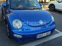 Usado VW New Beetle 100 CV (73 kW) 2000 Azul Utilitario