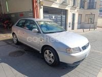 Usado Audi A3 Ambiente 125 CV (91 kW) 1999 Gris / plata Berlina