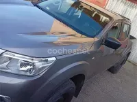 Usado Nissan Navara Visia 160 CV (117 kW) 2016 Gris / plata Pickup/Camioneta