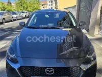 Usado Mazda 2 Edition 90 CV (66 kW) 2020 Gris / plata Berlina