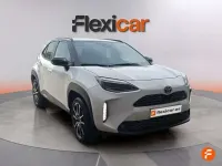 Usado Toyota Yaris Cross Sport 131 CV (96 kW) 2024 Blanco SUV