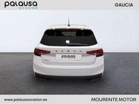 Usado Skoda Fabia Selection 95 CV (69 kW) 2024 Blanco Utilitario