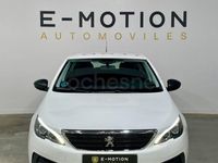 Usado Peugeot 308 Access 100 CV (73 kW) 2019 Blanco Berlina