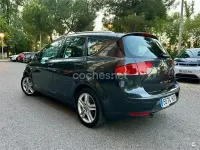Usado Seat Altea XL Style 105 CV (77 kW) 2011 Negro Monovolumen