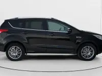 Usado Ford Kuga Titanium 163 CV (119 kW) 2013 Negro SUV