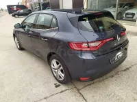 Begagnad Renault Mégane Business 95 HK (69 kW) 2019 Grå Sedan