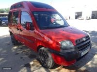Usado Fiat Doblò 70 CV (51 kW) 2005 Rojo Monovolumen